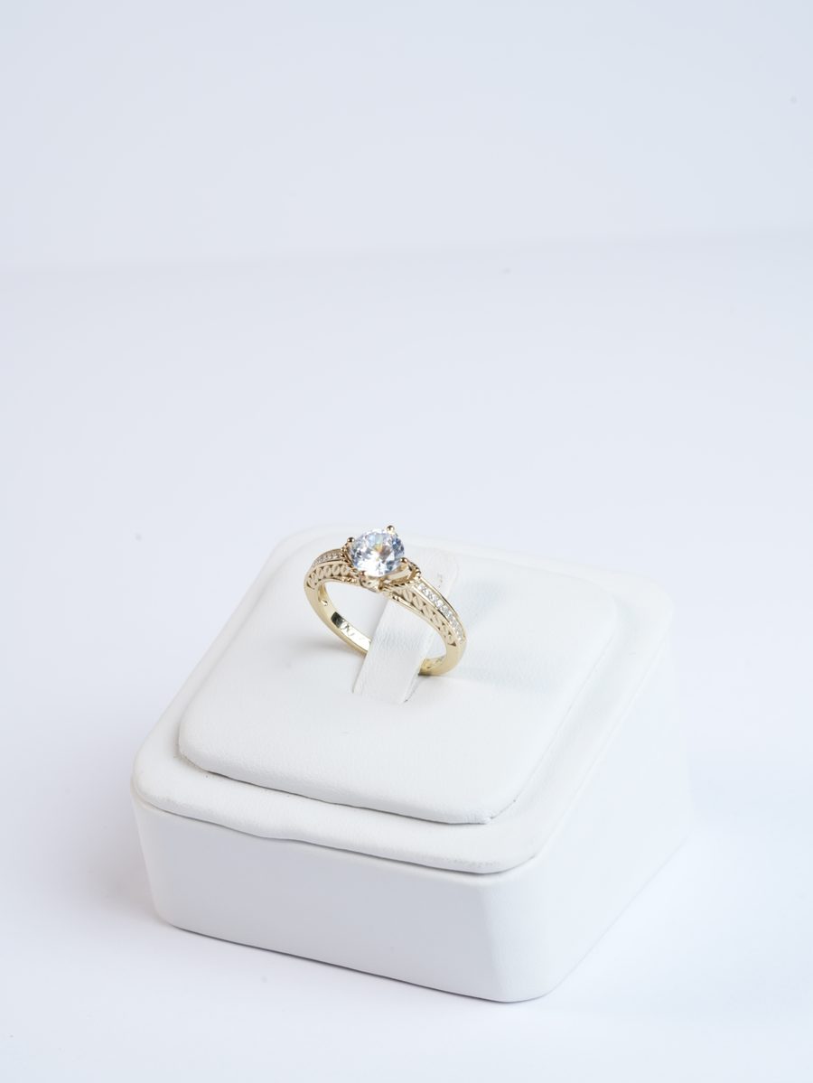 Anillo Destacado
